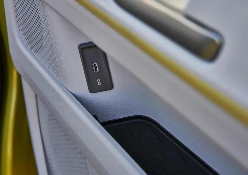 Volkswagen Veicoli Commerciali ID Buzz (11)