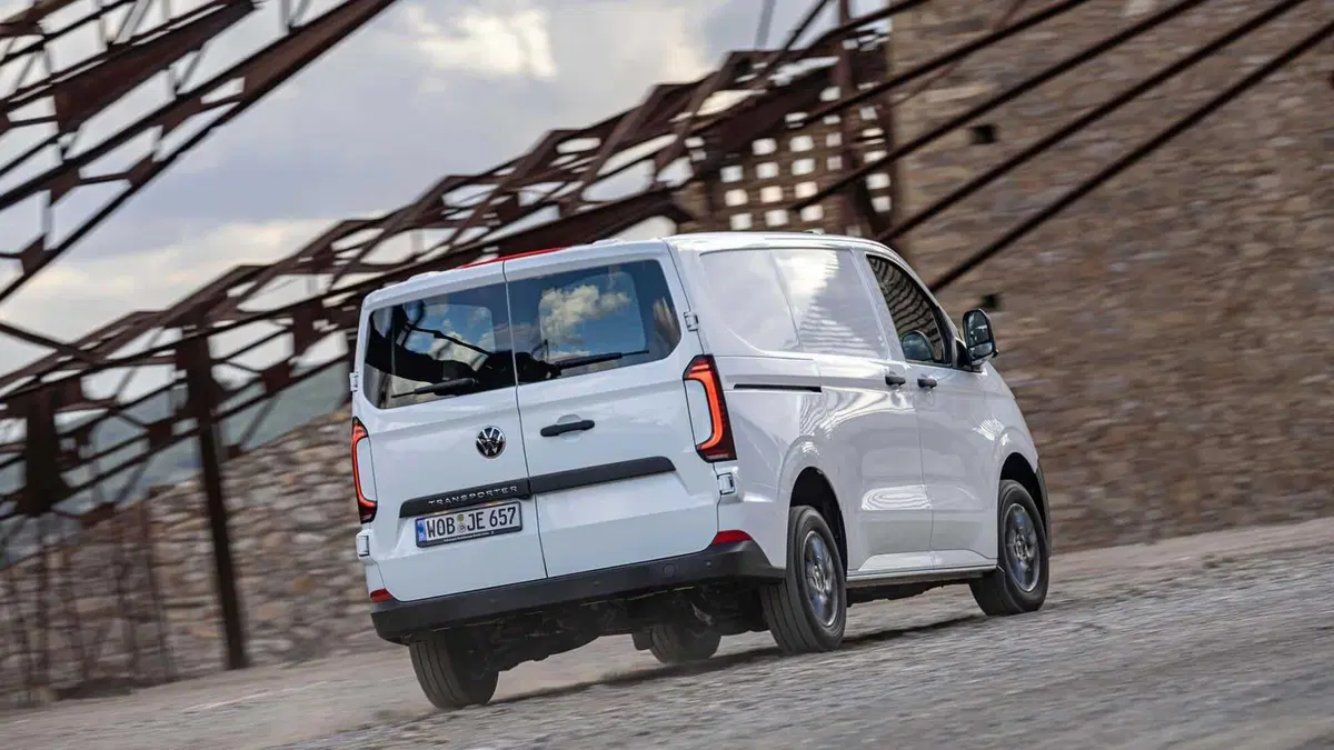 Volkswagen Veicoli Commerciali Transporter (8)