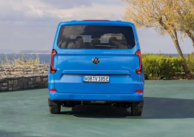 Volkswagen Veicoli Commerciali Caravelle (2025-->>) (4)