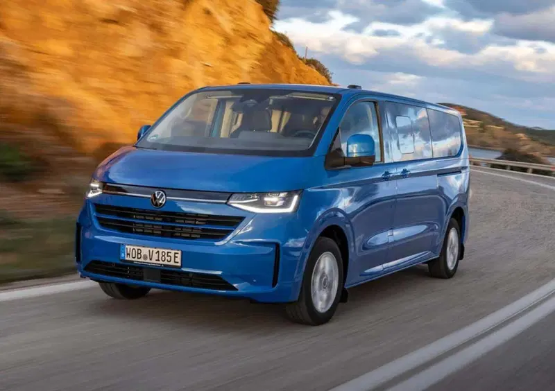 Volkswagen Veicoli Commerciali Caravelle (2025-->>) (9)