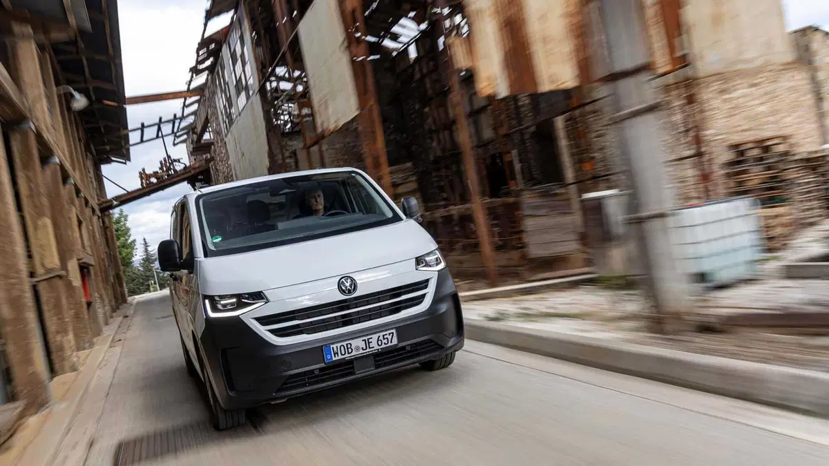 Volkswagen Veicoli Commerciali Transporter Furgone Transporter 30 2.0 tdi 150cv 4x4 L1 auto (4)