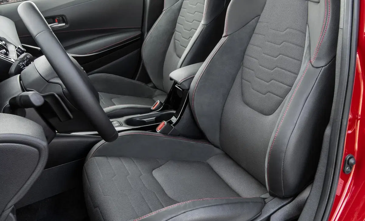 Toyota Corolla (12)