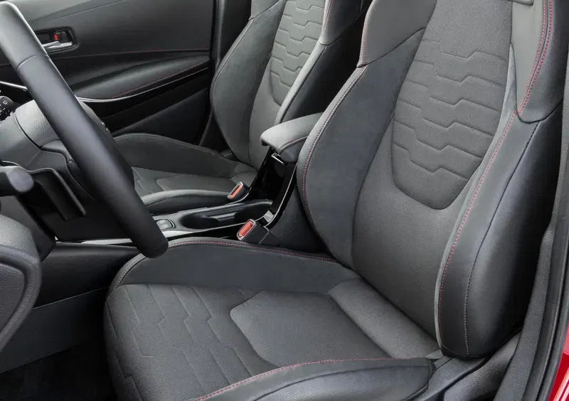 Toyota Corolla (12)