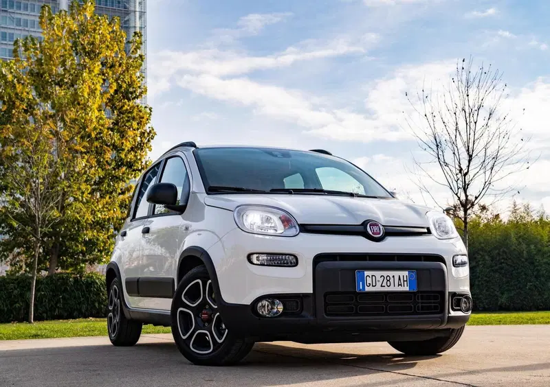 Fiat Panda (2020-->>) (7)