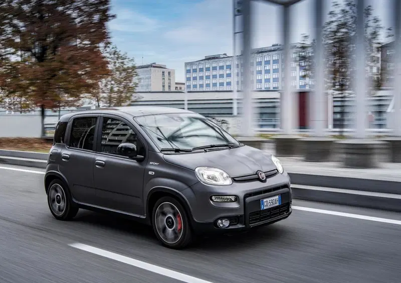 Fiat Panda (2020-->>) (8)