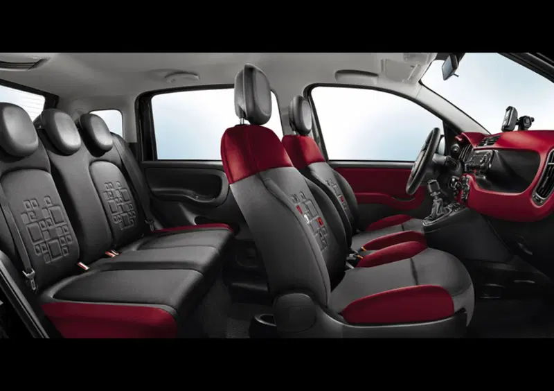 Fiat Panda (2020-->>) (28)