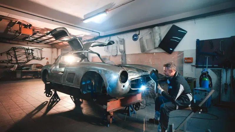 Mercedes Classic Partner: due centri in Italia al servizio delle Stelle d'Epoca