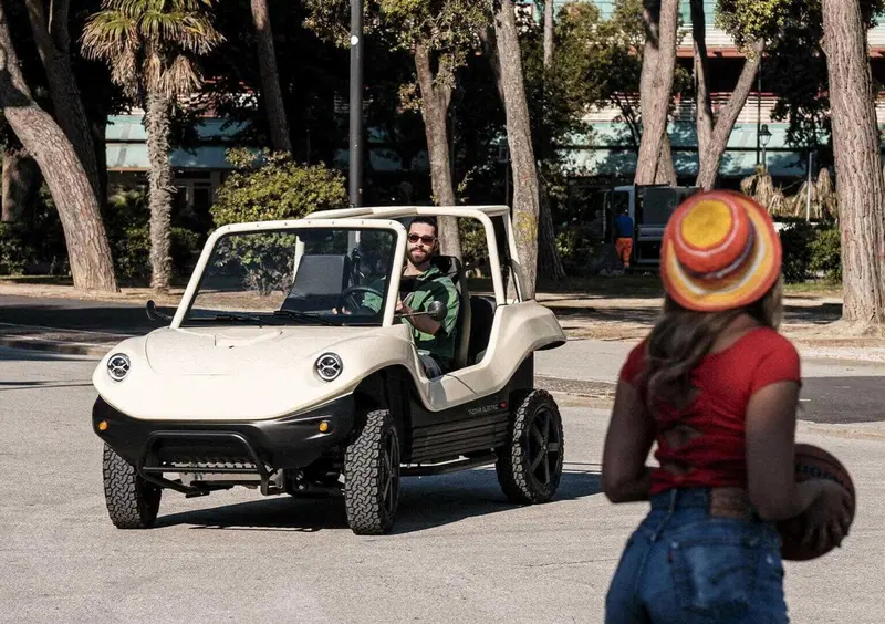 TAZZARI Zero 4 Buggy (3)