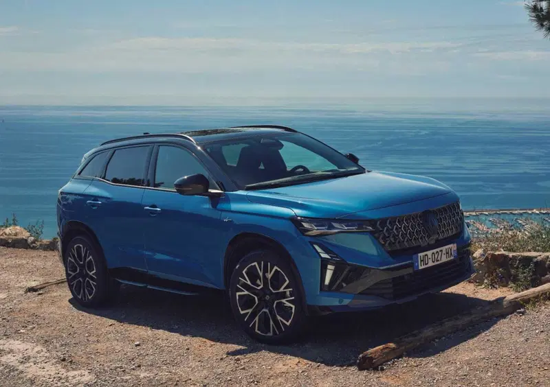 Renault Austral (2022-->>) (4)
