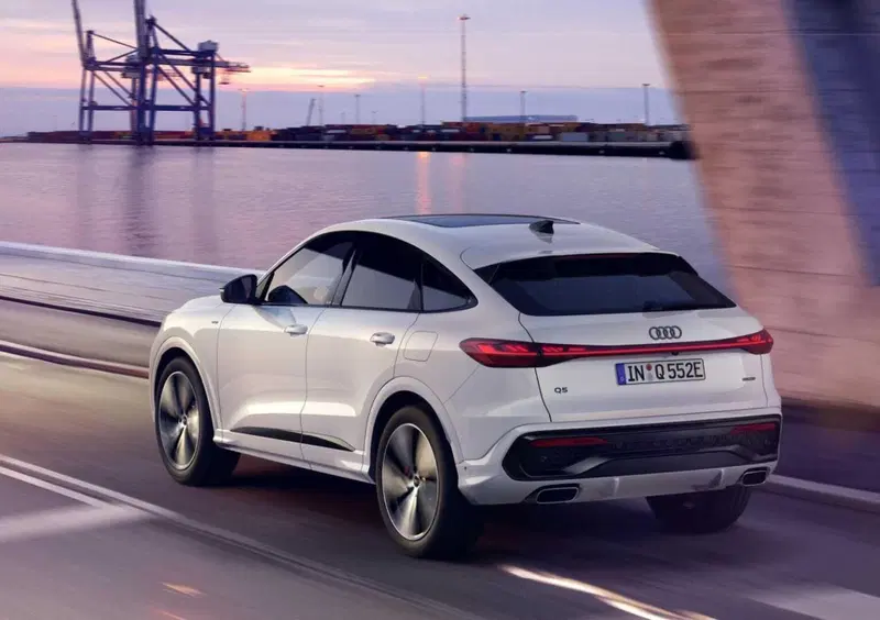 Audi Q5 Sportback (4)