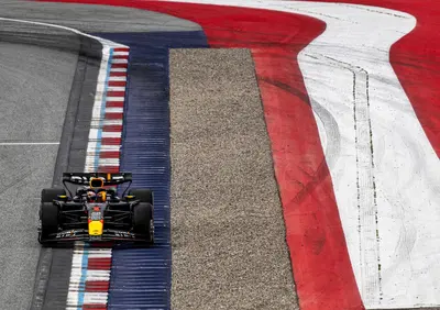 F1 e MotoGP a Spielberg: come la ghiaia risolve il problema dei track limits e la sicurezza al GP d'Austria