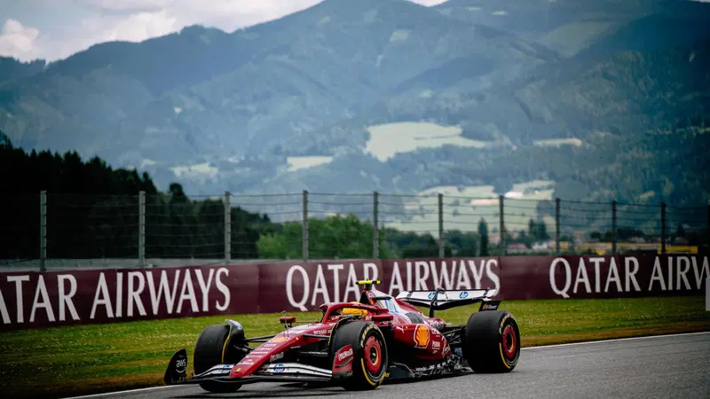 F1. GP Austria, problema al cambio che non demoralizza Hamilton: "Possiamo ancora lavorare sugli aggiornamenti"
