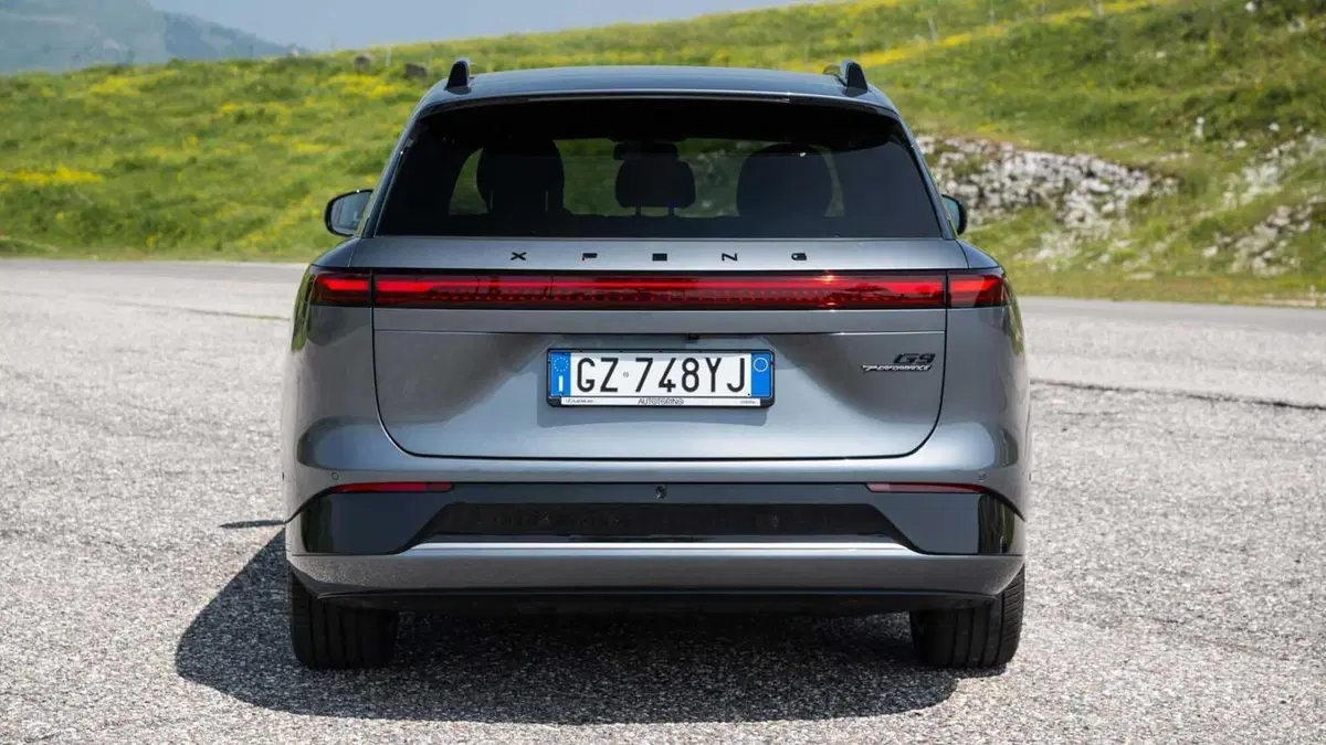XPeng G9 (2025-->>) (6)