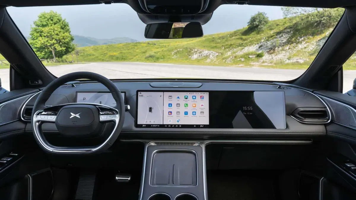 XPeng G9 (2025-->>) (7)