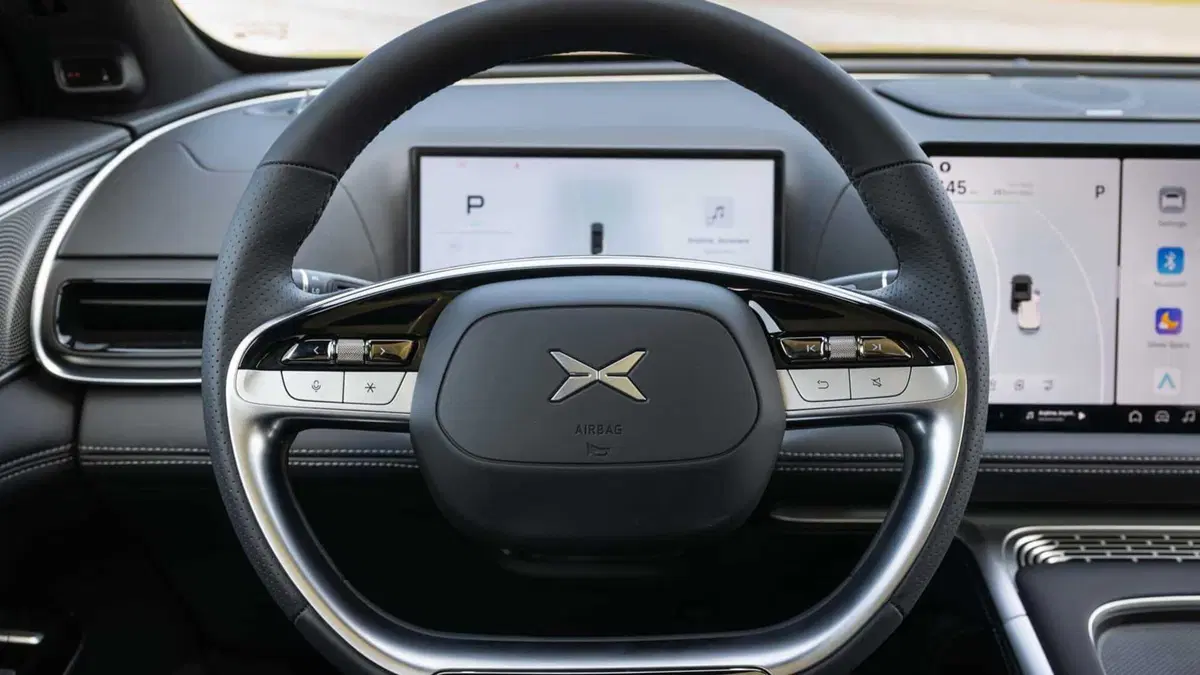 XPeng G9 (2025-->>) (8)