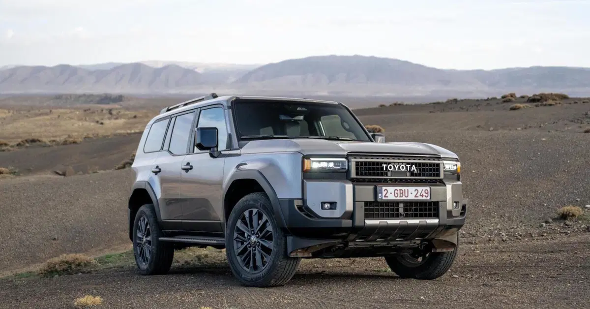 Toyota Land Cruiser: per la prima volta &egrave; a batteria, ma non &egrave; un sacrilegio