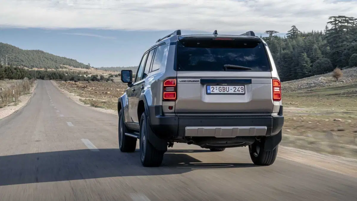 Land Cruiser Hybrid: galleria fotografica (3)
