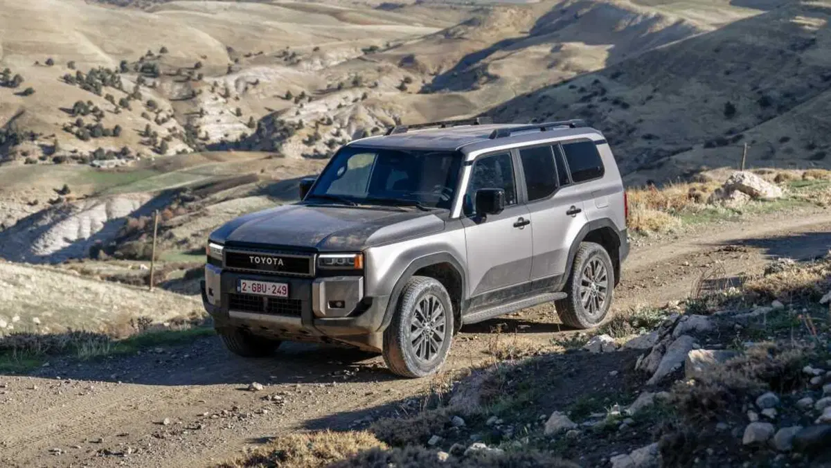 Land Cruiser Hybrid: galleria fotografica