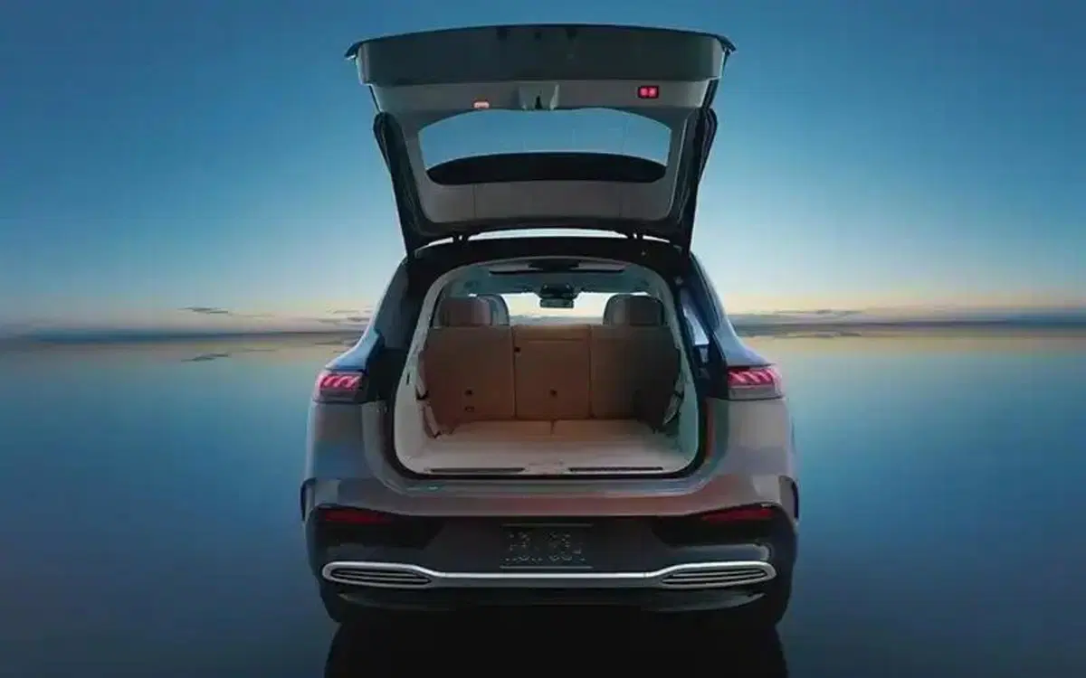 Come facevano senza queste 10 invenzioni che ci hanno cambiato la vita in auto? (2)