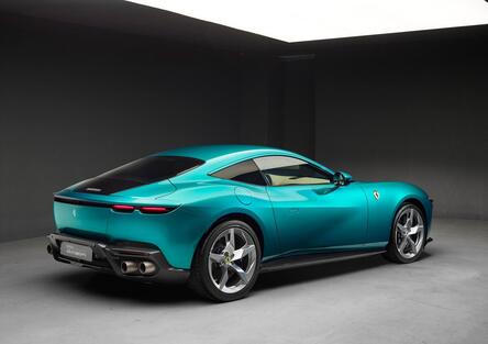 È arrivata una nuova Ferrari. Si chiama Amalfi Coupé e fa da 0-200 in 9 secondi [VIDEO]