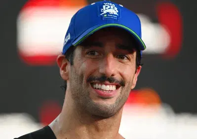 Daniel Ricciardo compie 36 anni: Mi godo la vita lontano dalla Formula 1, ma resto vicino ai motori