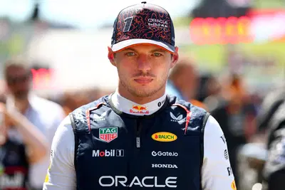 F1. Max Verstappen: finisce l&rsquo;era Red Bull. L&rsquo;accordo con Mercedes &egrave; solo questione di tempo. Ma chi pagher&agrave; il prezzo? Russell o Antonelli?