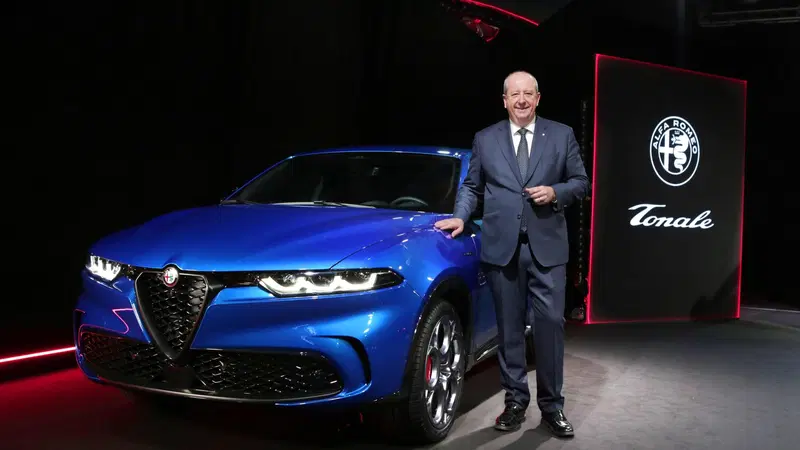 Stellantis: Imparato minaccia chiusura di fabbriche se non cambiamo l'auto e su Maserati...