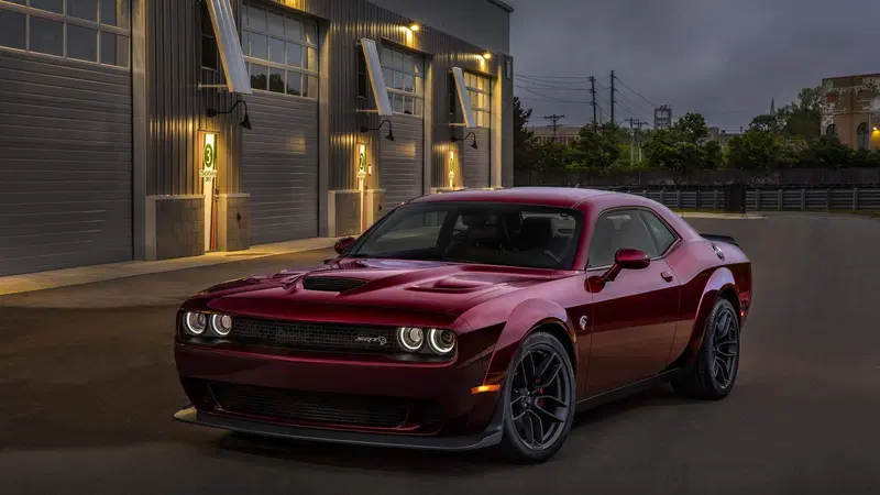 Stellantis resuscita SRT: prestazioni esplosive in arrivo per Dodge, Jeep, Chrysler e Ram
