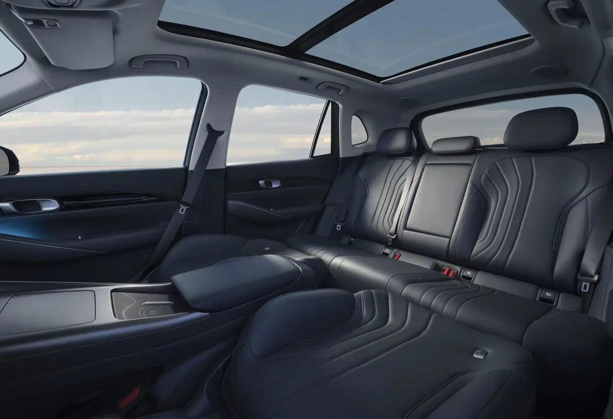 Basta marchi europei: “le auto le vendiamo direttamente noi!” — I cinesi di Geely sbarcano in Italia (5)