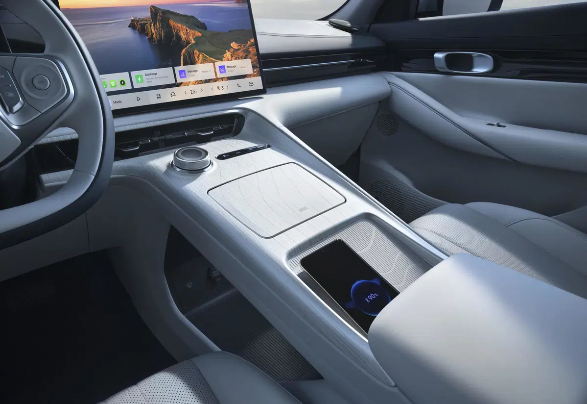 Basta marchi europei: “le auto le vendiamo direttamente noi!” — I cinesi di Geely sbarcano in Italia (4)