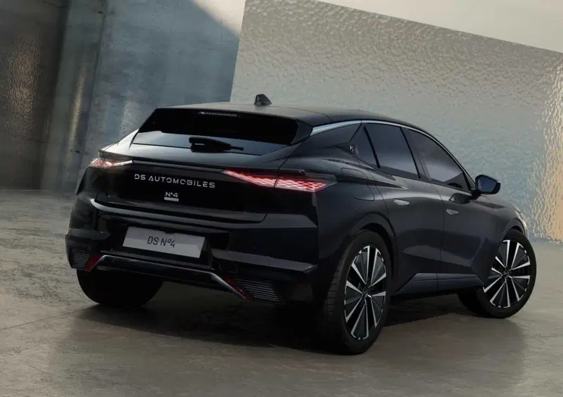 Ds N4 (2025-->>) (7)