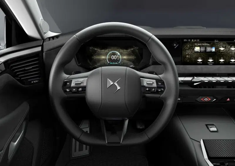 Ds N4 (2025-->>) (9)
