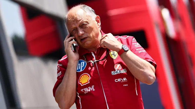 F1. Horner e Brown difendono Vasseur: "Stabilit&agrave; fondamentale, Vasseur sta facendo un buon lavoro in Ferrari"