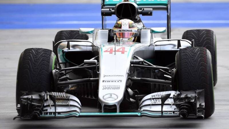 F1, Gp Ungheria 2016: vince Hamilton, nuovo leader del mondiale