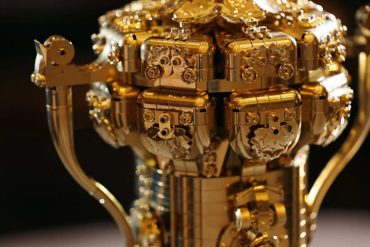 F1. Il vincitore del Gran Premio di Silverstone 2025 solleverà un trofeo fatto di mattoncini Lego (8)