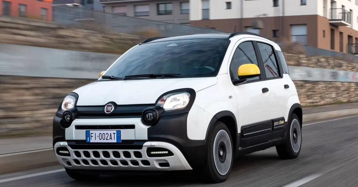Fiat Panda: resta in campo e le ha tutte contro. Top e Flop