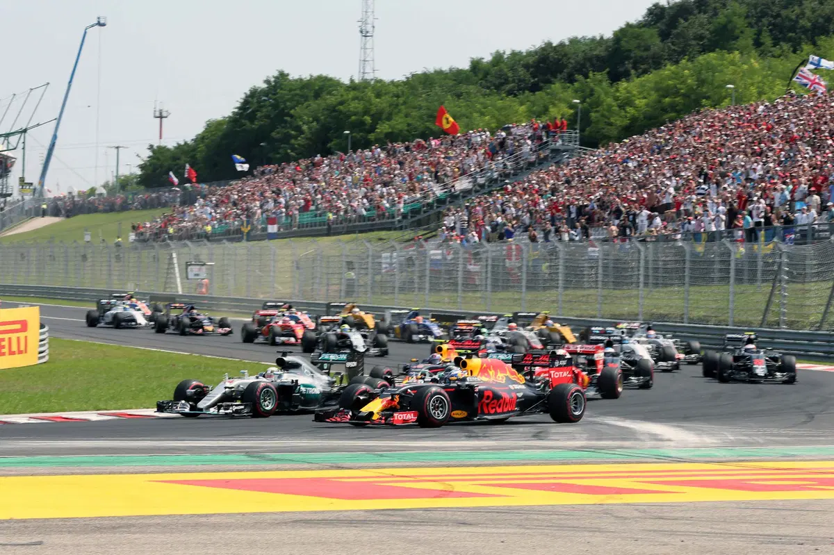 F1, Gp Ungheria 2016: vince Hamilton, nuovo leader del mondiale (20)