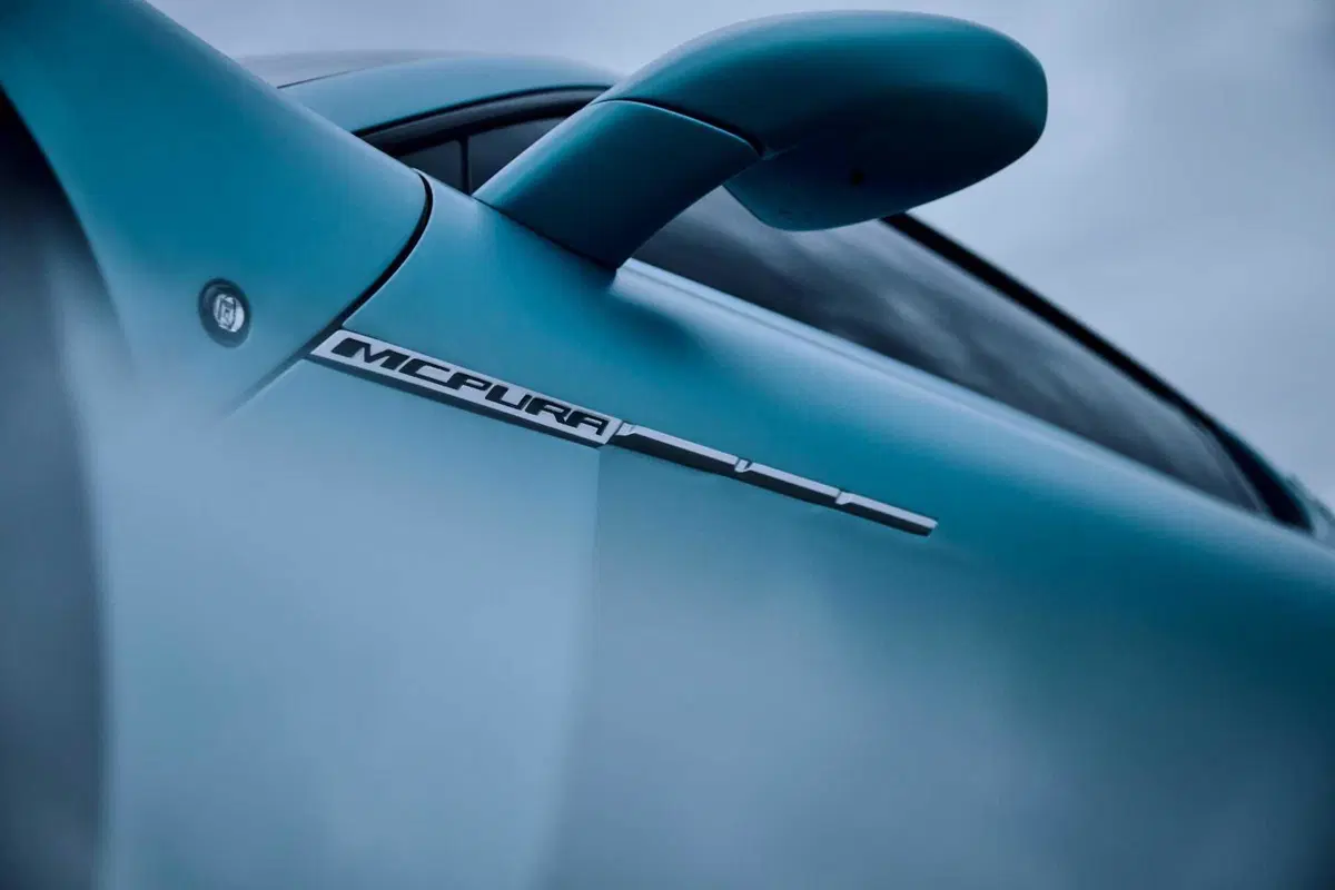 Maserati lancia MCPura: l'erede della MC20 debutta a Goodwood (4)