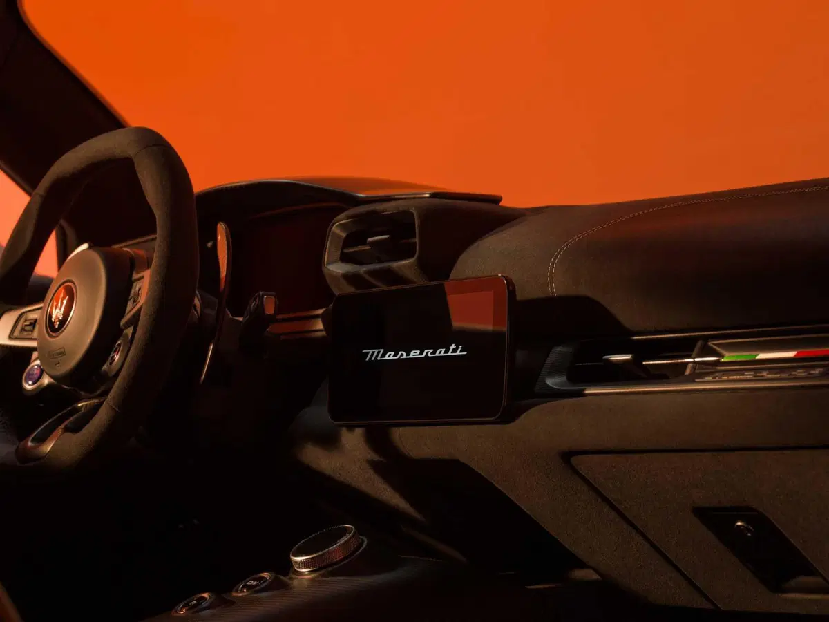 Maserati lancia MCPura: l'erede della MC20 debutta a Goodwood (6)