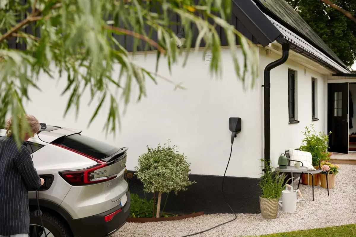 IKEA porta le colonnine di ricarica domestica anche in Italia: con Svea Solar la mobilità elettrica  (5)