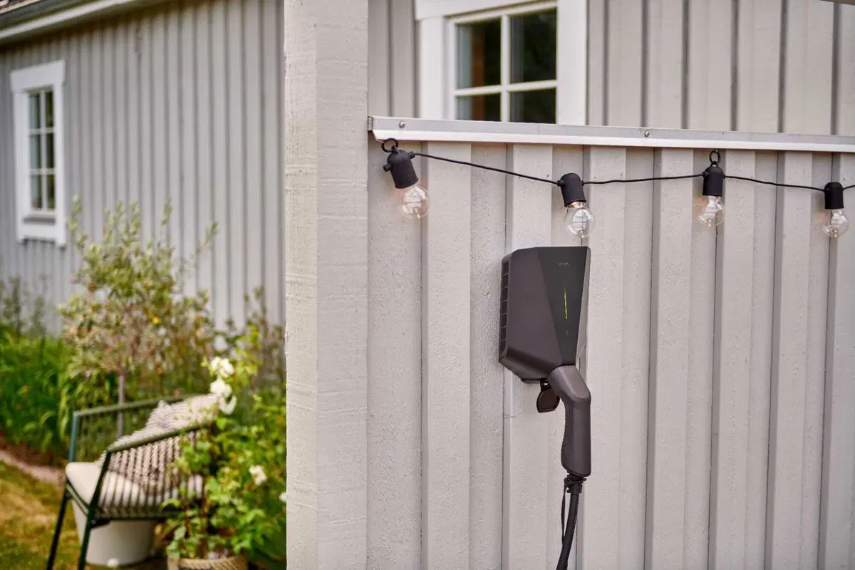 IKEA porta le colonnine di ricarica domestica anche in Italia: con Svea Solar la mobilità elettrica  (7)