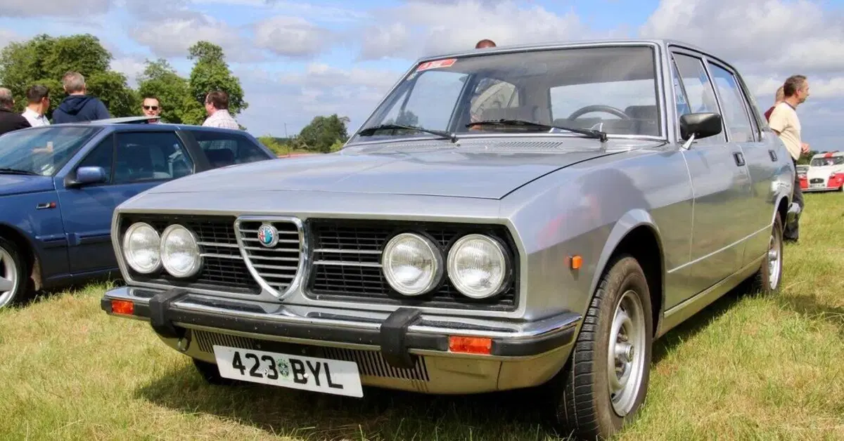 Alfa Romeo Rio: la storia di un'Alfa "di ritorno" che non beveva alcool