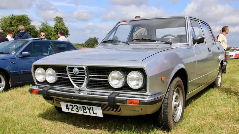 Alfa Romeo Rio: la storia di un'Alfa "di ritorno" che non beveva alcool