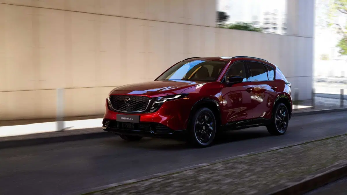 Mazda CX-5 2025: debutta in Europa la terza generazione del SUV più venduto della casa giapponese