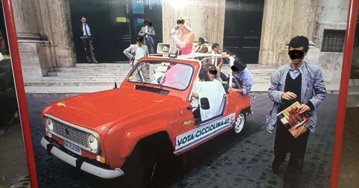 Cicciolina, vitalizi e Renault 4: l&rsquo;auto usata per la sua elezione era in vendita nel 2024