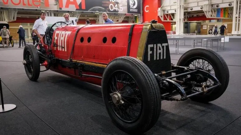 Auto e Moto d'Epoca a Bologna dal 23 al 26 ottobre 2025