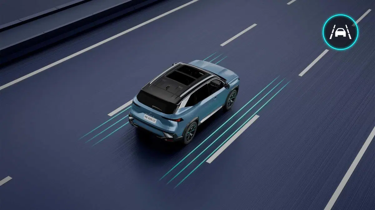 Arriva (l'ennesimo) Suv di Renault: si chiama Boreal ed è pensato per i mercato emergenti  (31)