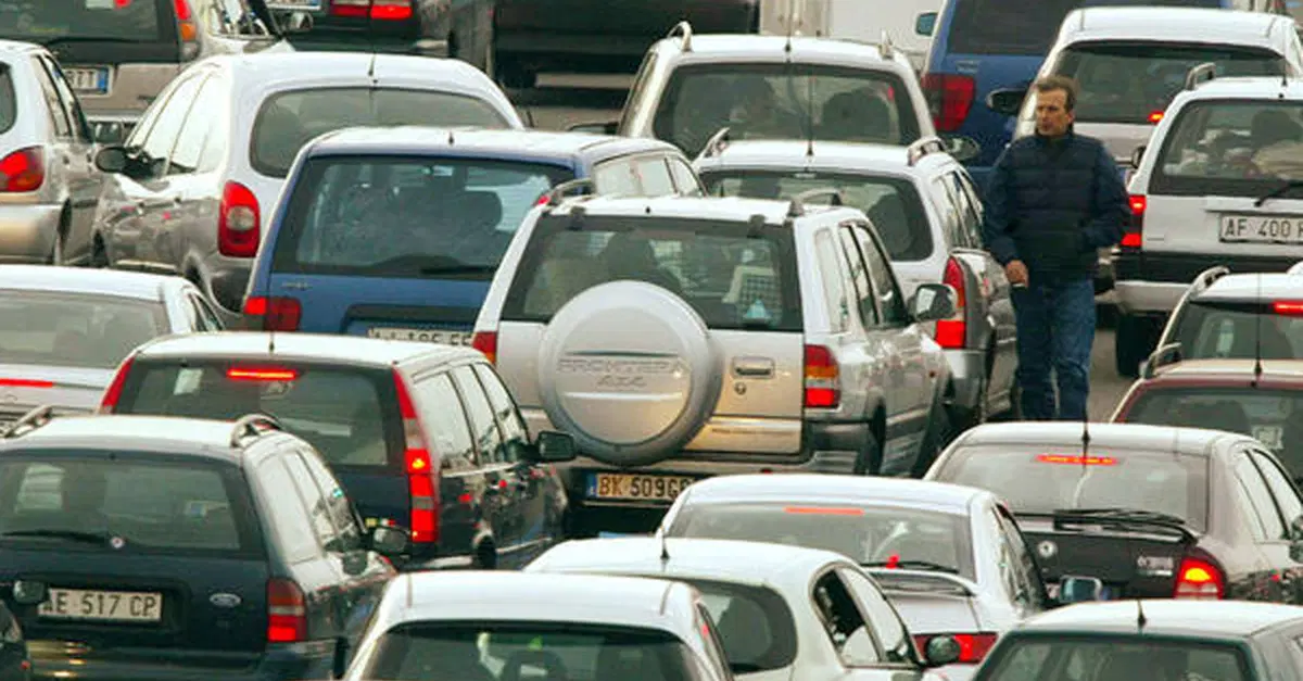 Auto sempre pi&ugrave; vecchie in Italia: oltre 10 milioni di veicoli con pi&ugrave; di 15 anni, le conseguenze sono gravi