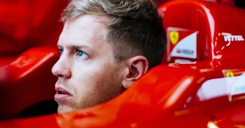 F1. Vettel: "Non rimpiango la Ferrari, ma l&rsquo;addio alla Red Bull fu troppo freddo". Ora pu&ograve; prendere il posto di Helmut Marko