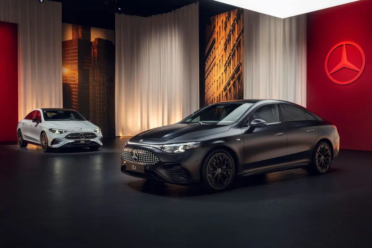 Nuova MERCEDES CLA 2026 | Fino a 792 km di autonomia. Da 56.000 euro… [VIDEO] (17)